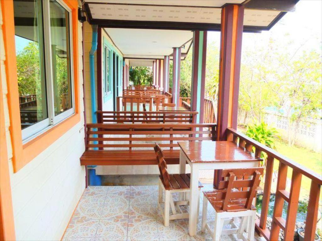 กัญจนพรรีสอร์ท เกาะล้าน ภายนอก รูปภาพ